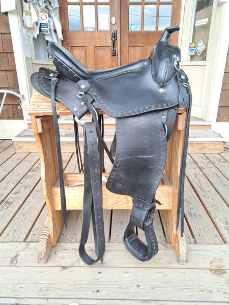 Pheonix Riding Saddlery 4-beat Gaited Western 15" wide tree