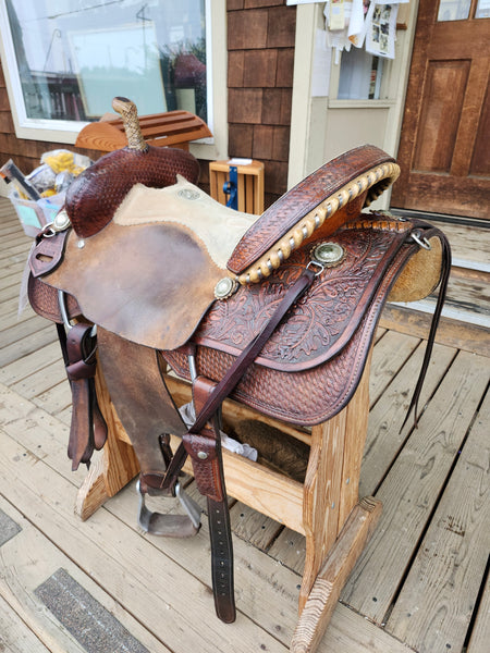 16" Double J Penner Saddle