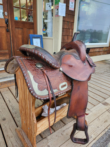 15" Crates Western Show Saddle