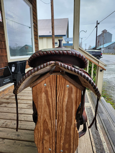 15" Crates Western Show Saddle