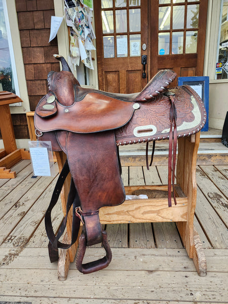 15" Crates Western Show Saddle