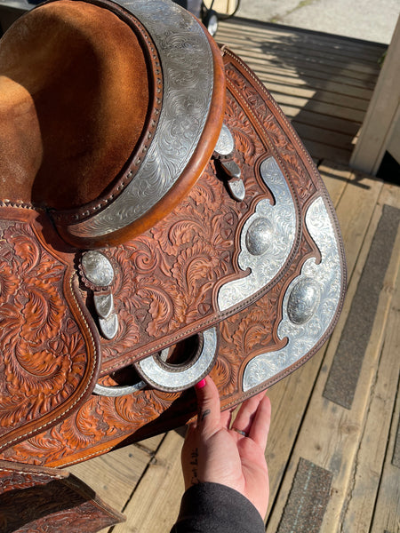 16” Blue Ribbon Show Saddle