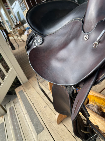 ON TRIAL 14.5” DeSoto Endurance saddle