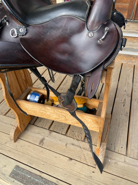 ON TRIAL 14.5” DeSoto Endurance saddle