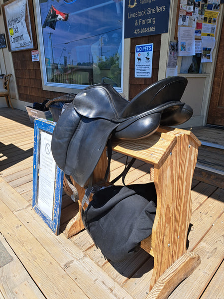 18.5" Schleese Infinity Dressage Saddle