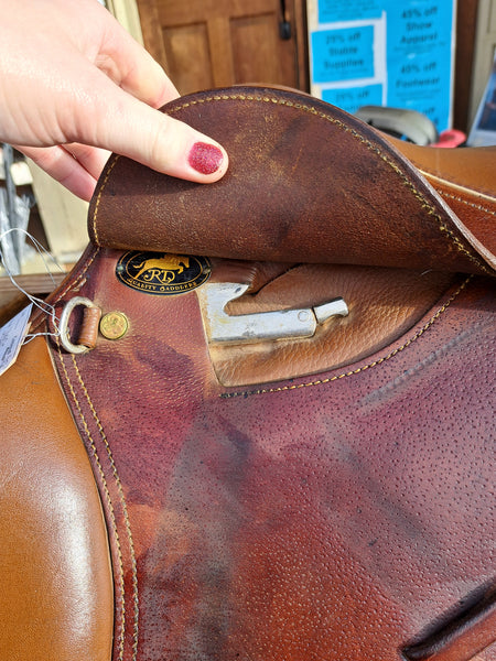 16.5" Collegiate Ruiz Diaz Close Contact Jump Saddle