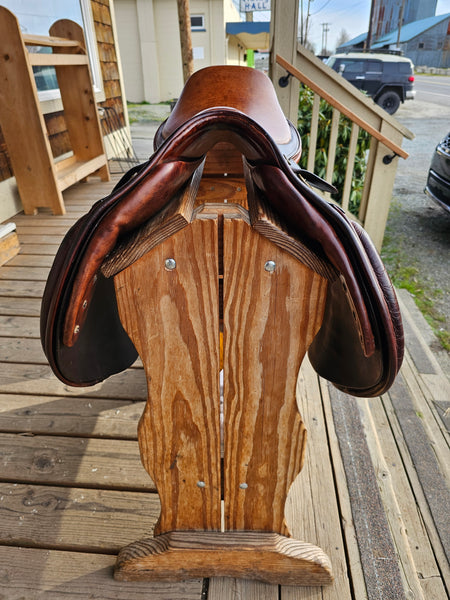 18" Tad Coffin A5 Close Contact Jumping Saddle