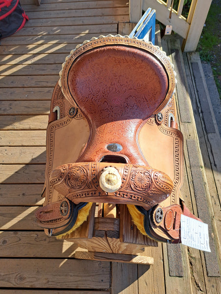 15" Double T Barrel Racing Saddle