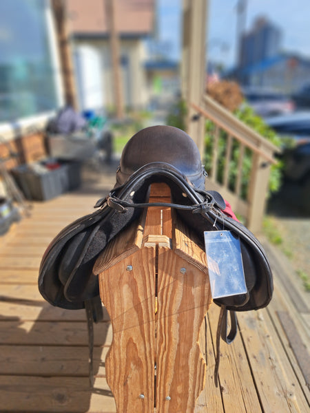 18" Arabian Saddle Co. Solstice Endurance Saddle