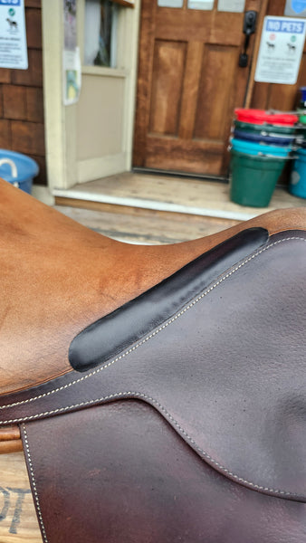 17" Butet Close Contact Jumping Saddle