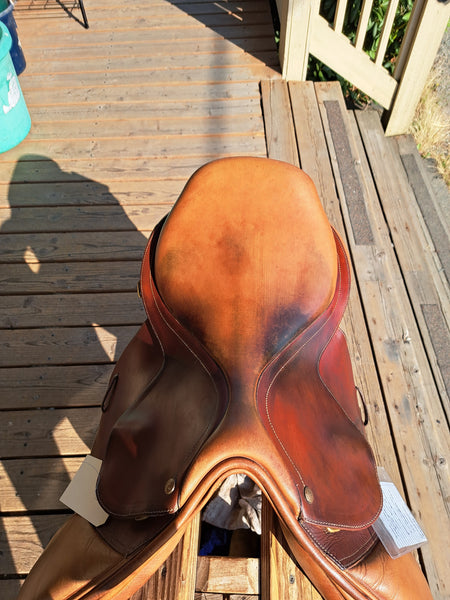 16.5" Bates Caprilli Close Contact Jump Saddle