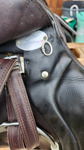 18" Courbette Vision Extra Jumping Saddle