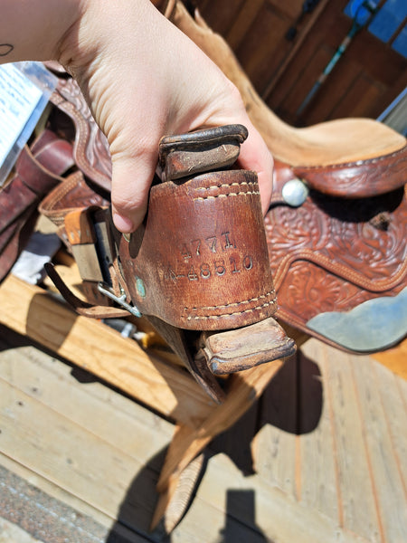 15" Hereford Textan Western Equitation