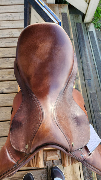 18" Paris Tack Laffite Close Contact Saddle