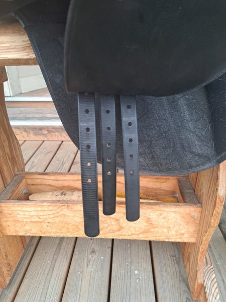 18" Wintec All Purpose Saddle