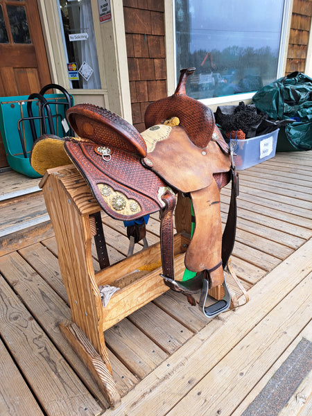 13" Double J Lynn Mckenzie Special Barrel Saddle