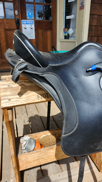 DP Saddlery El Campo Dressage Saddle - Size 3