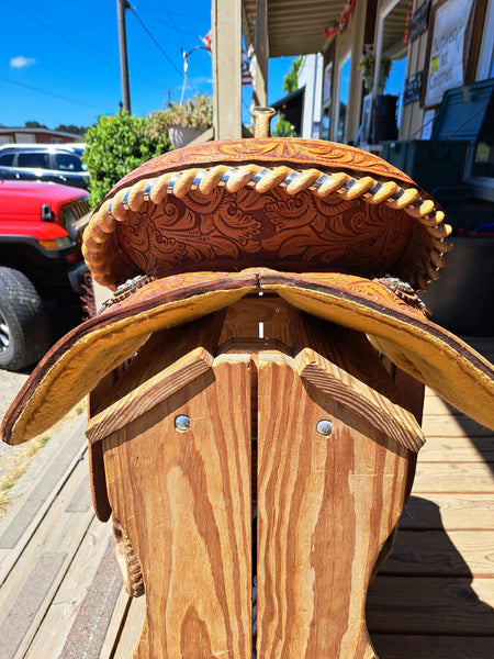 14" Alamo Barrel Saddle