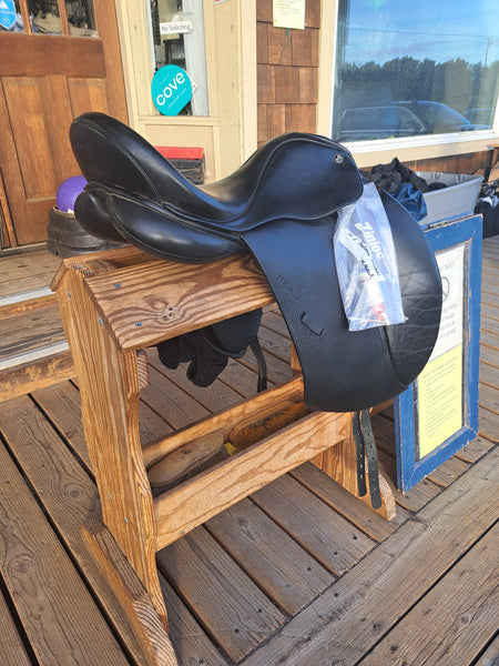 18.5" M. Toulouse Aachen Dressage Saddle