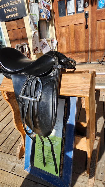 16" Dressage Saddle