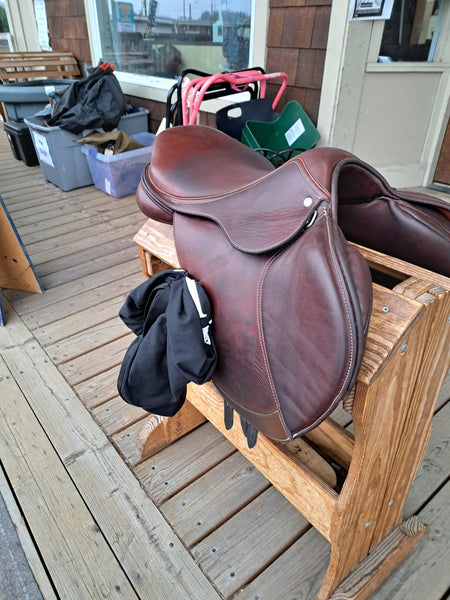 17.5 Custom Saddlery Monte Carlo Jump Saddle