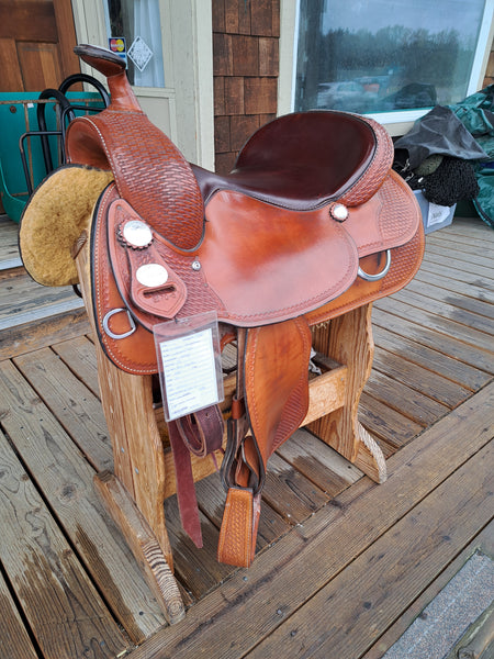17" Crates Supreme Western Trail Saddle