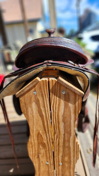 15" Hereford Tex Tan Pleasure Saddle