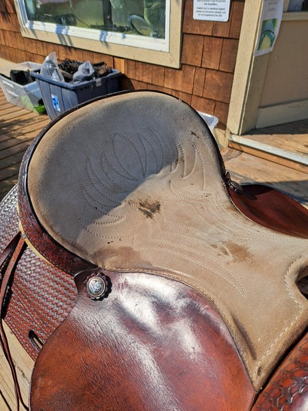16" Barrel Racing Saddle
