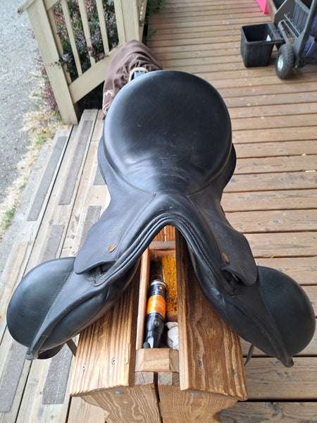 17" NSC Rhomeo Monoflap Dressage Saddle