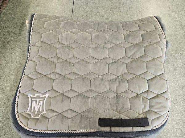 Mattes Square Cut Fully Fleece Lined Pad