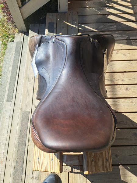17.5" Pessoa Jumping Saddle
