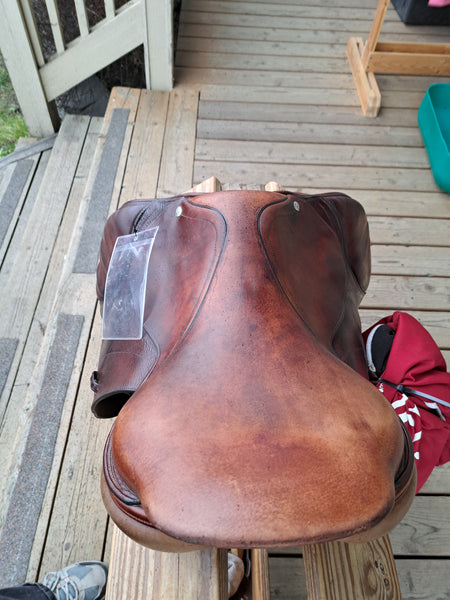 16.5" CWD Close Contact Saddle