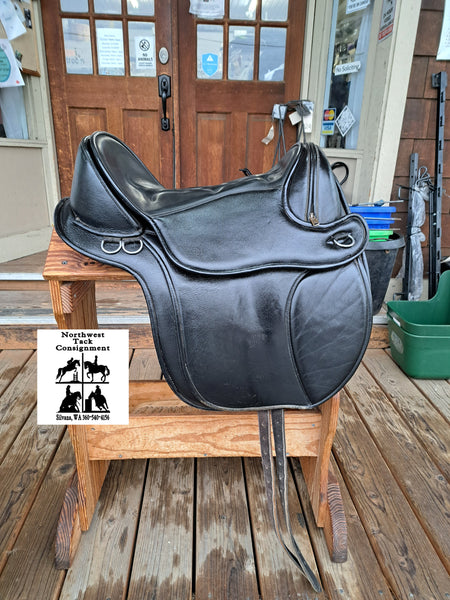 16" Black Forest Aspen Treeless Saddle