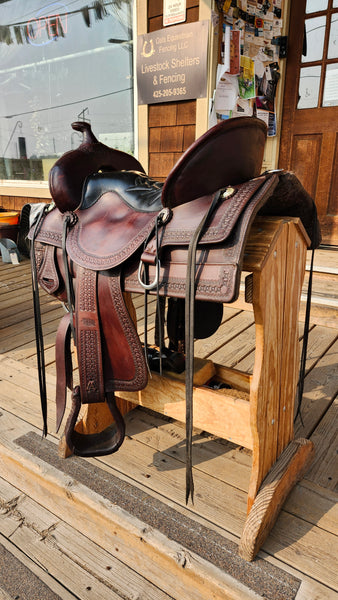 17.5" Tucker Square Skirt Western Trail Saddle