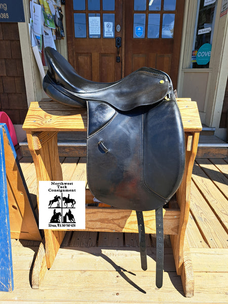 17" Collegiate Dressage saddle