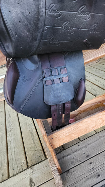 17.5" Pessoa Gen-X3 Jumping Saddle