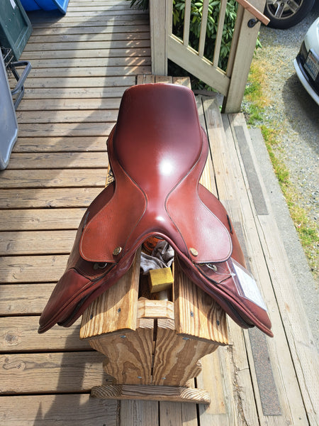15" Kincade Close Contact Jump Saddle
