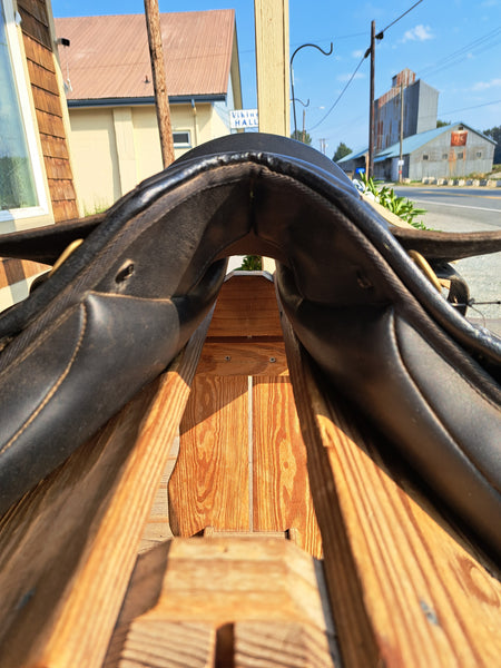 17" Wintec All Purpose English Saddle