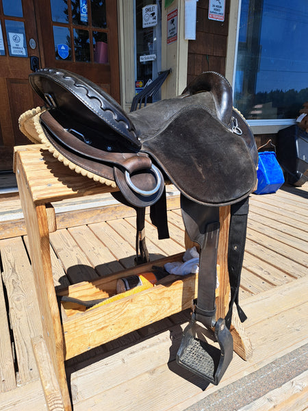 17" Custom Endurance Saddle