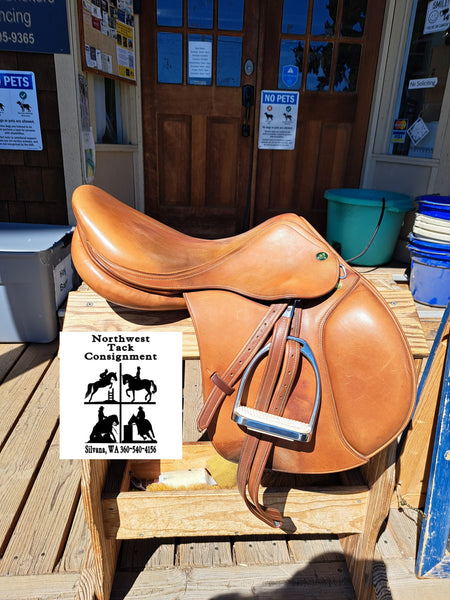 17" Prestige Close Contact Jumping Saddle