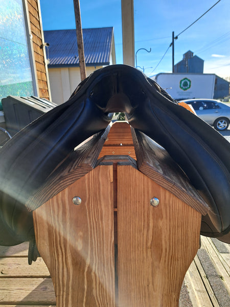 17" Wintec 2000 All Purpose English Saddle