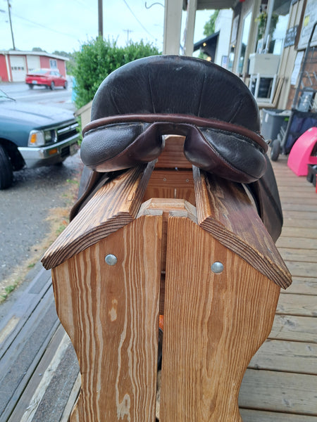 16.5" Ainsley Pro national Event English saddle
