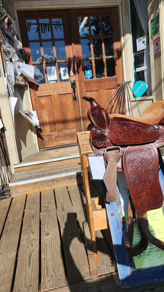 15" Sandstone Western Saddle