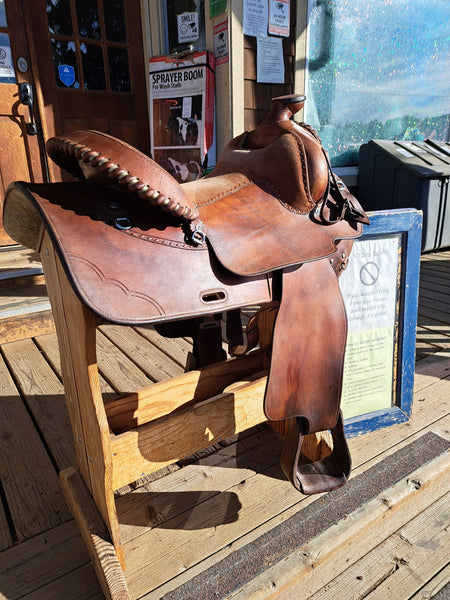 16" Champion Turf Western EQ Saddle