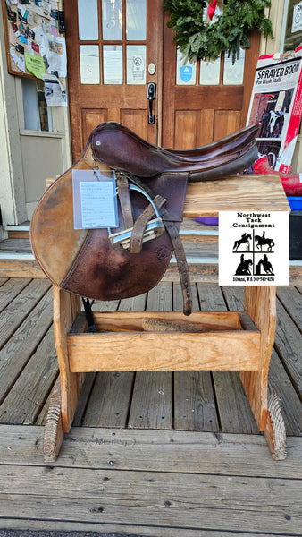 16.5" Courbette Derby Jump Saddle