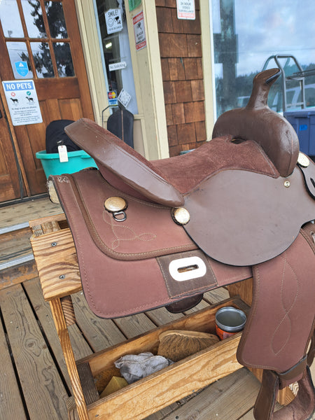 15" King Series Krypton All Around Saddle