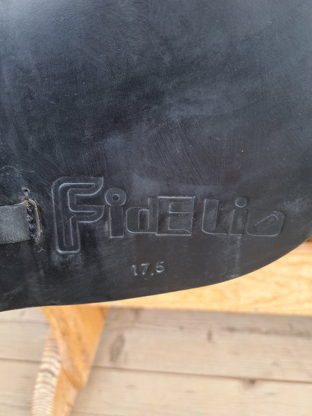 17.5" Duett Fidelio Dressage Saddle