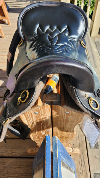 16.5" Tucker Equitation Endurance Trail Saddle