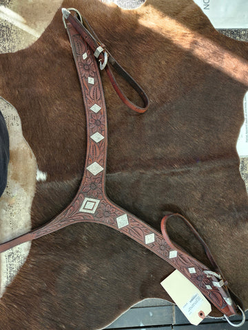 Victor Quality Vintage Breast Collar