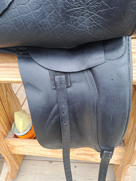16" County Perfection Dressage Saddle